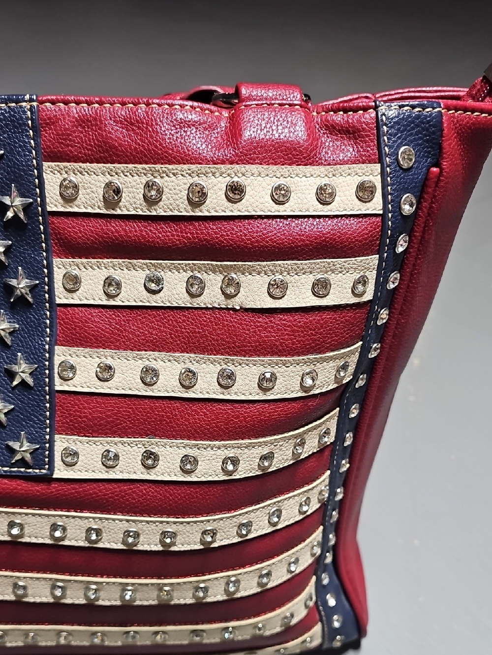 Montana West Bags American Pride Womens Conceal Carry Handbag Patriotic EUC - Picture 3 of 16